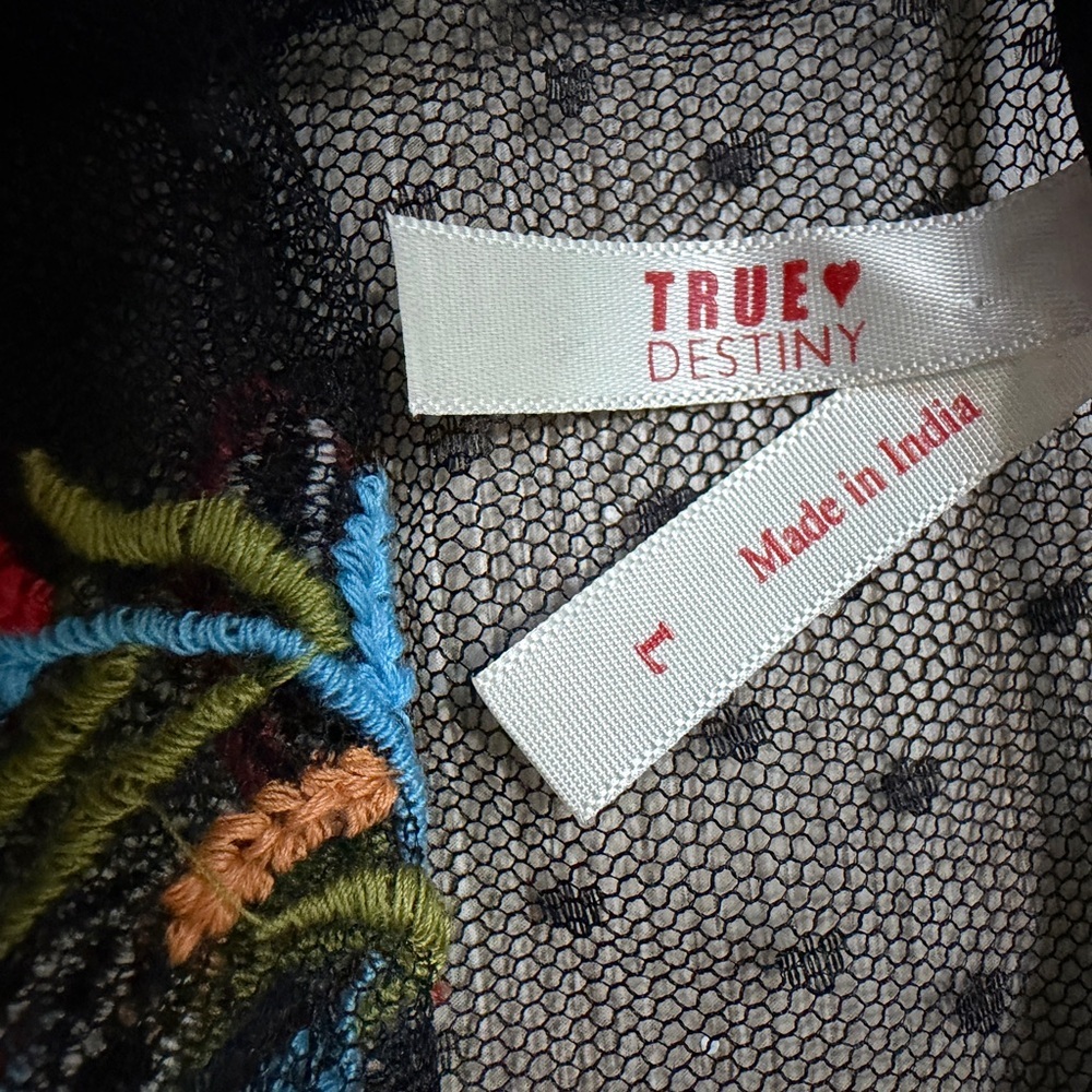 True Destiny Black Sheer Floral Blouse - Picture 5 of 7